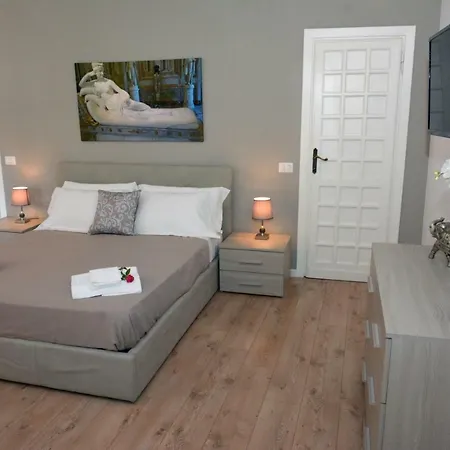 Petit Bijou De Vatican-trastevere Rzym